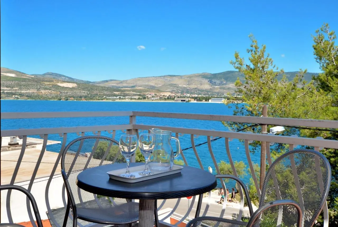 Apartments Alduk Trogir Croatia