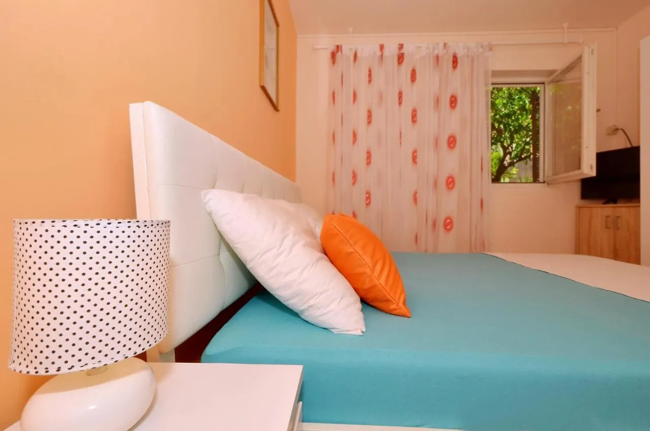 Apartments Alduk Trogir Croatia