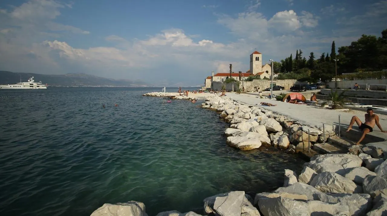 Apartments Alduk Trogir